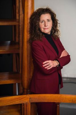 /thumbs/400×400/articles/2022/09/1664359441_Ingrid-van-Engelshoven.jpeg